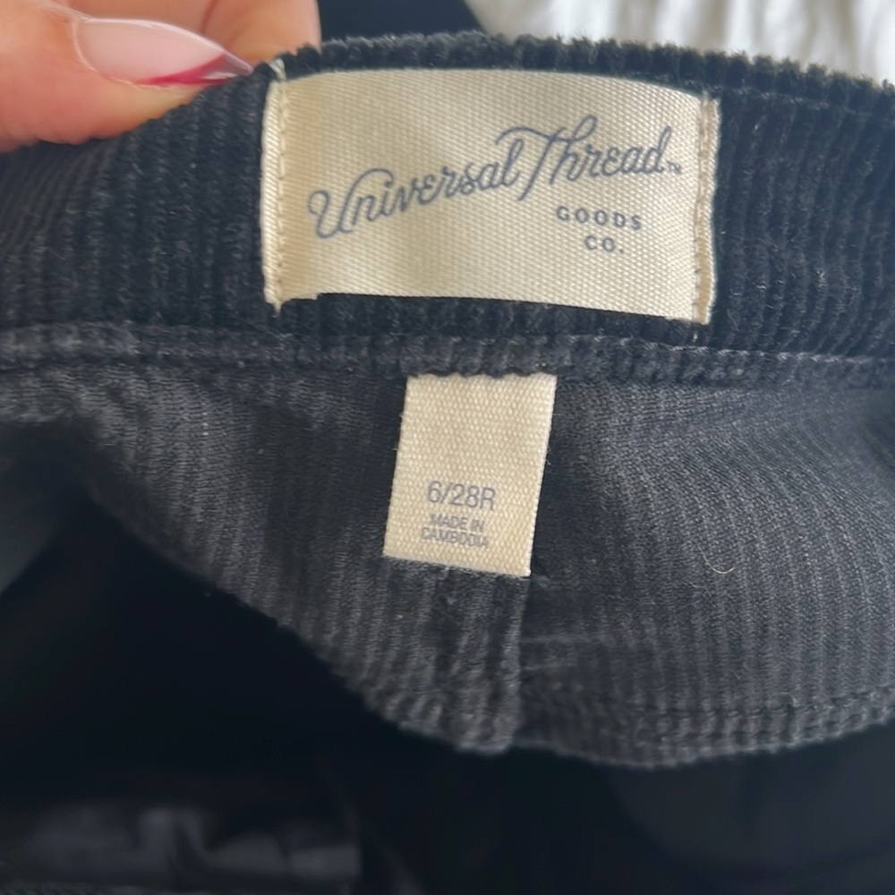Universal Thread Relaxed Wide Leg Corduroy Pants - Picture 7 of 9